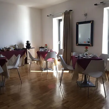 Oda ve Kahvaltı Baja Delle Sirene Taranto