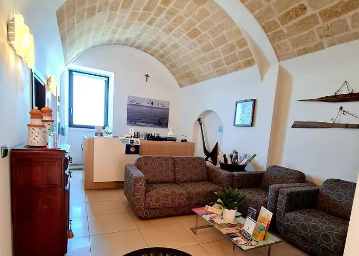 Baja Delle Sirene Bed & Breakfast *